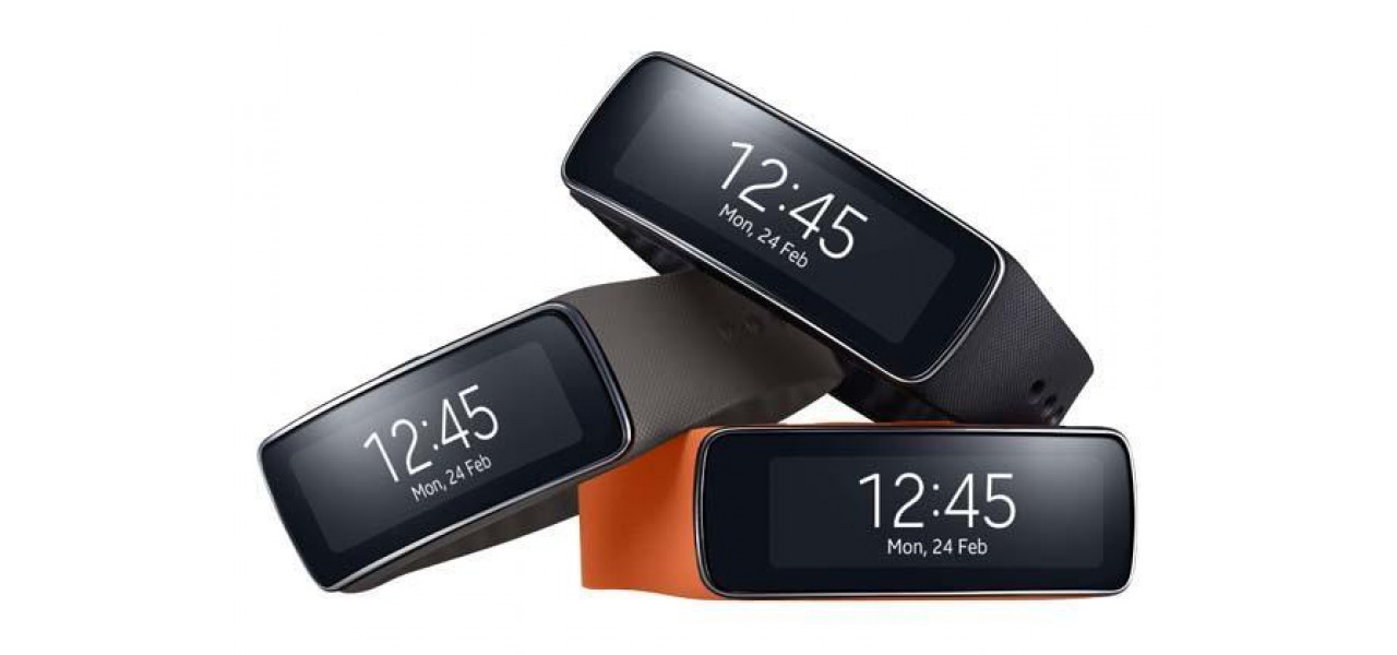 Casti Samsung: O noua era a ceasurilor inteligente si a monitorizarilor de fitness.