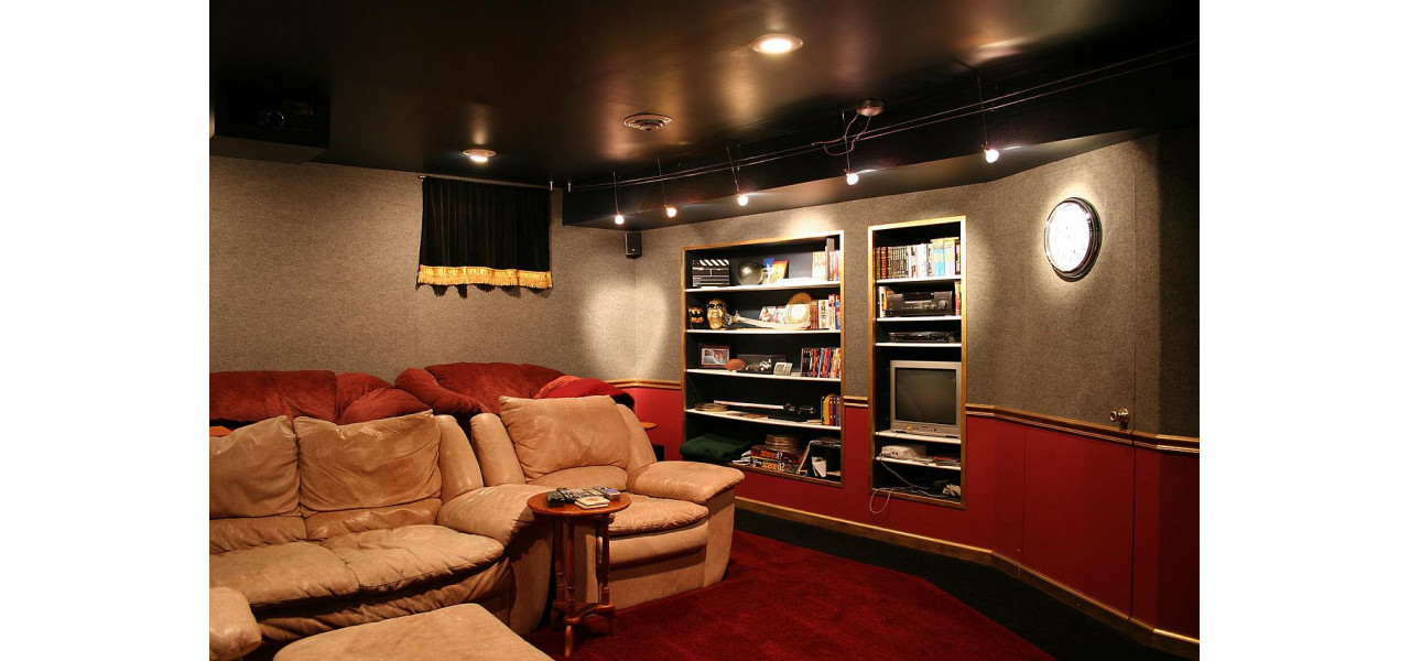 Elevate Your Movie Nights with Casti Wireless Panasonic.