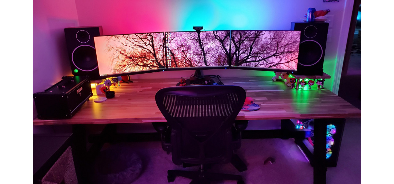 Imbunatateste-ti configuratia pentru jocuri pe computer cu monitoarele Philips.