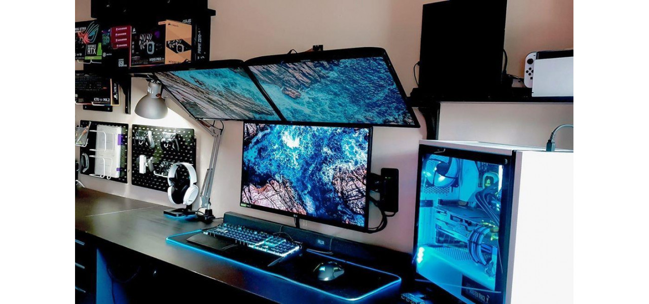 Imbunatatiti estetica configuratiei monitorului dvs. cu aceste accesorii.