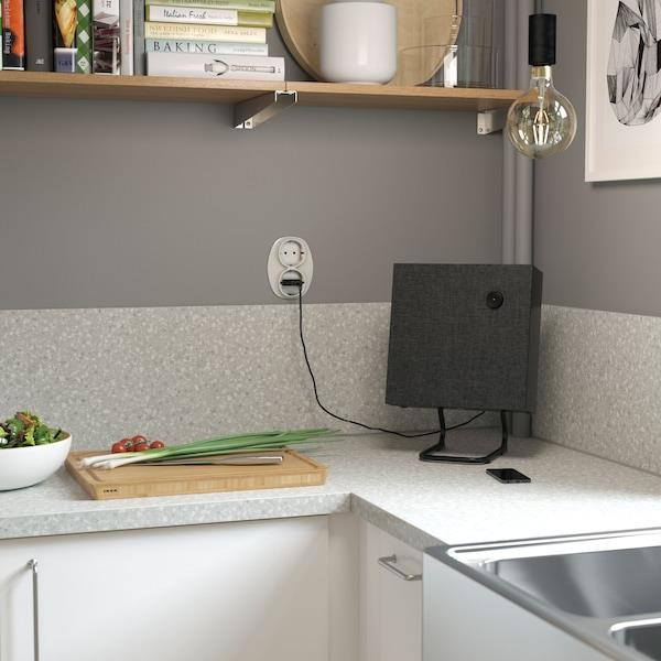 Imbunatatiti-va atmosfera bucatariei cu sistemele de difuzoare Bluetooth IKEA.