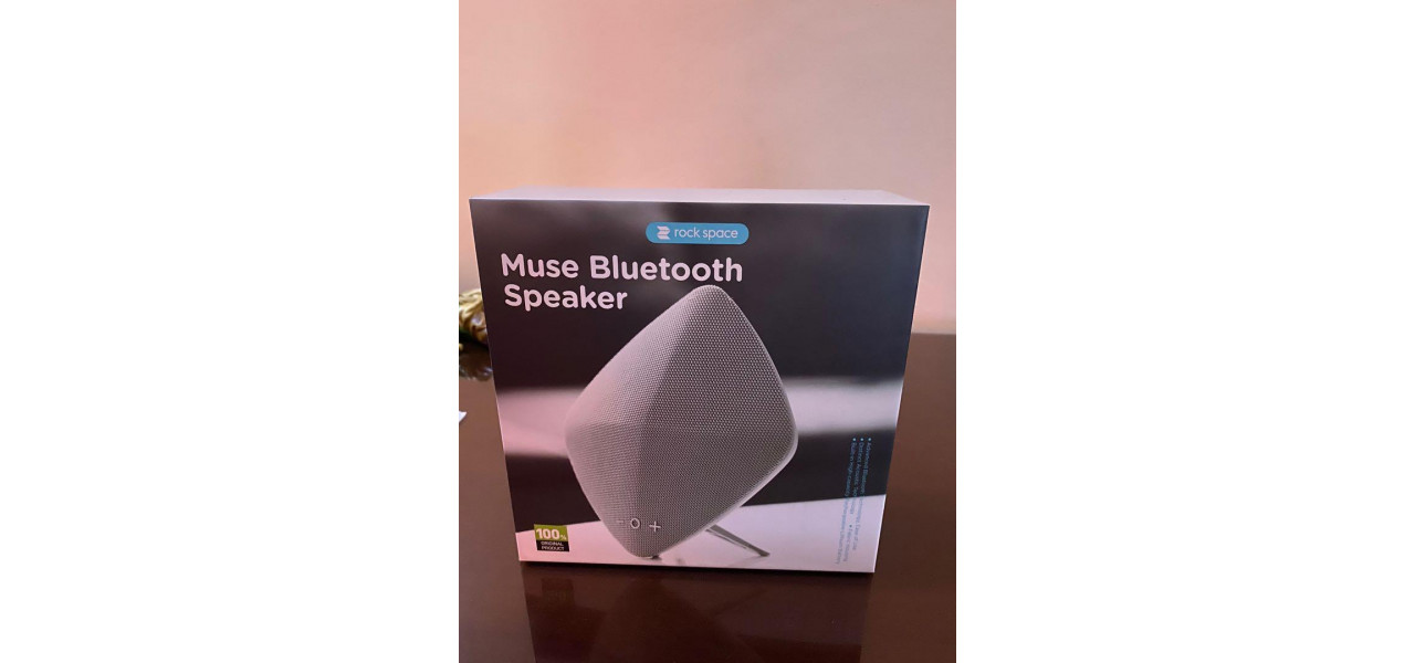 Imbunatatiti-va vizionarea filmelor cu difuzoarele Bluetooth Muse.