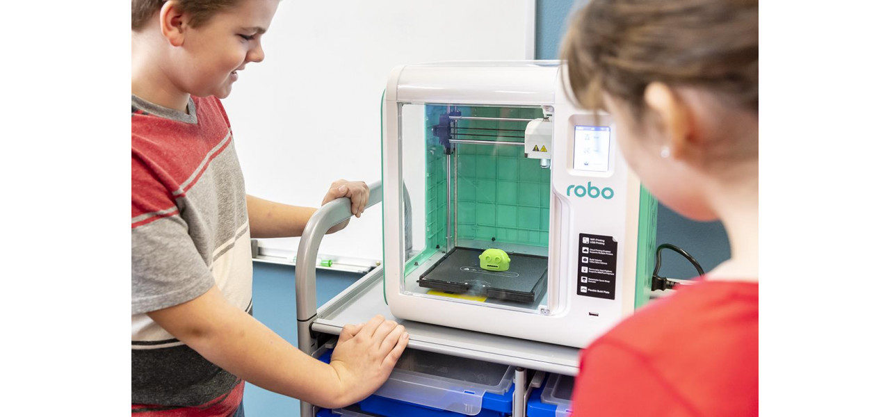 Imbunatatirea educatiei cu tehnologia imprimantei 3D Filamente.