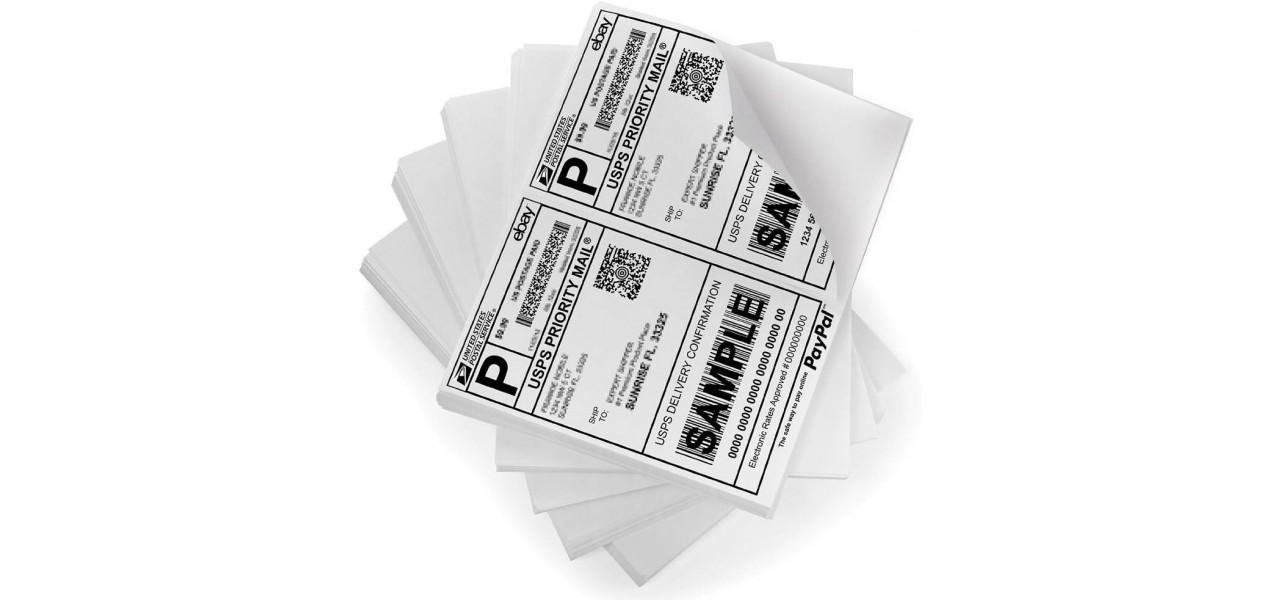 Accesorii esentiale pentru imprimarea etichetelor de expediere.