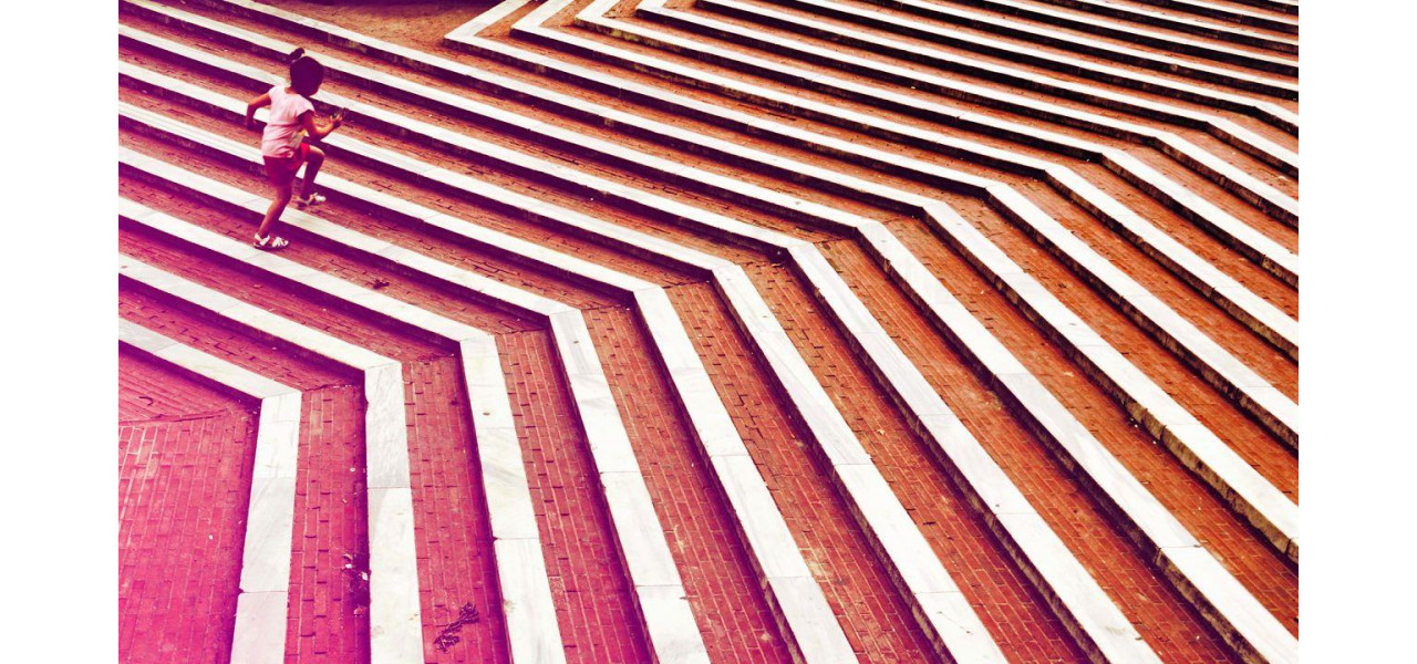 Explorarea fotografiei experimentale: Depasirea limitelor creativitatii.