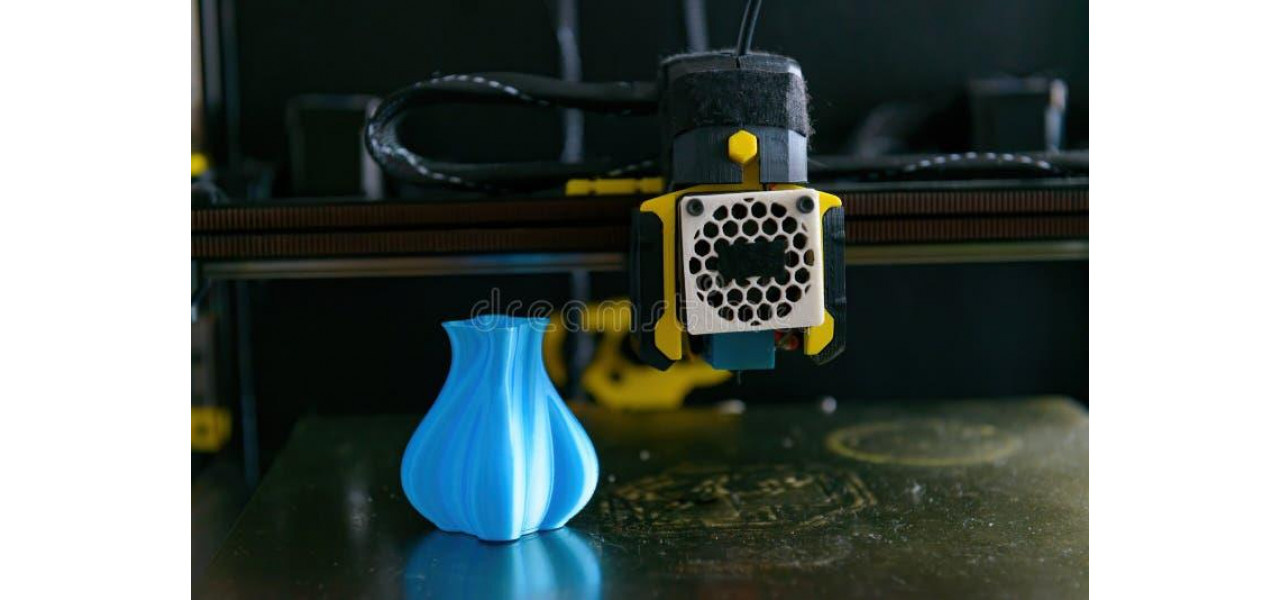 Explorand materiale noi cu imprimantele 3D Filamente.