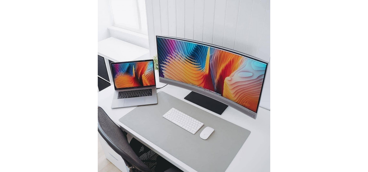 Explorarea beneficiilor laptopurilor cu ecran curbat.