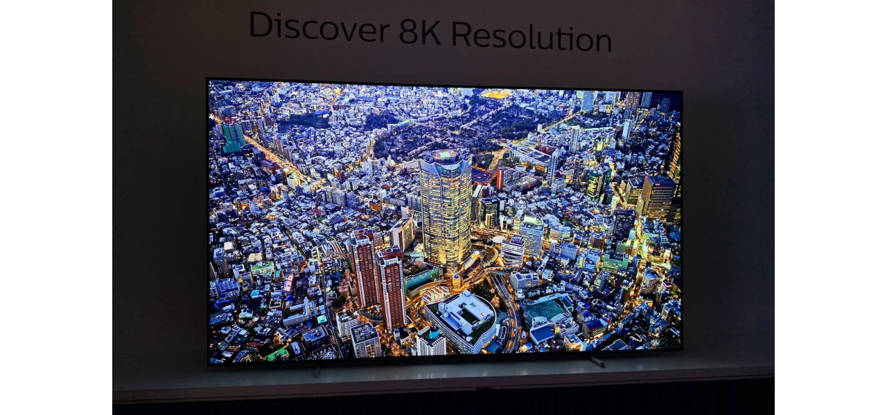 Explorand stralucirea televizoarelor Philips 8K UHD HDR.