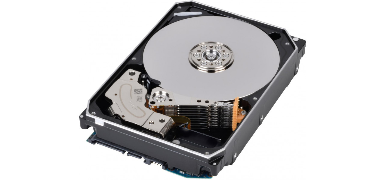 Amintiri HDD Toshiba in drone autonome care permit zborul inteligent.