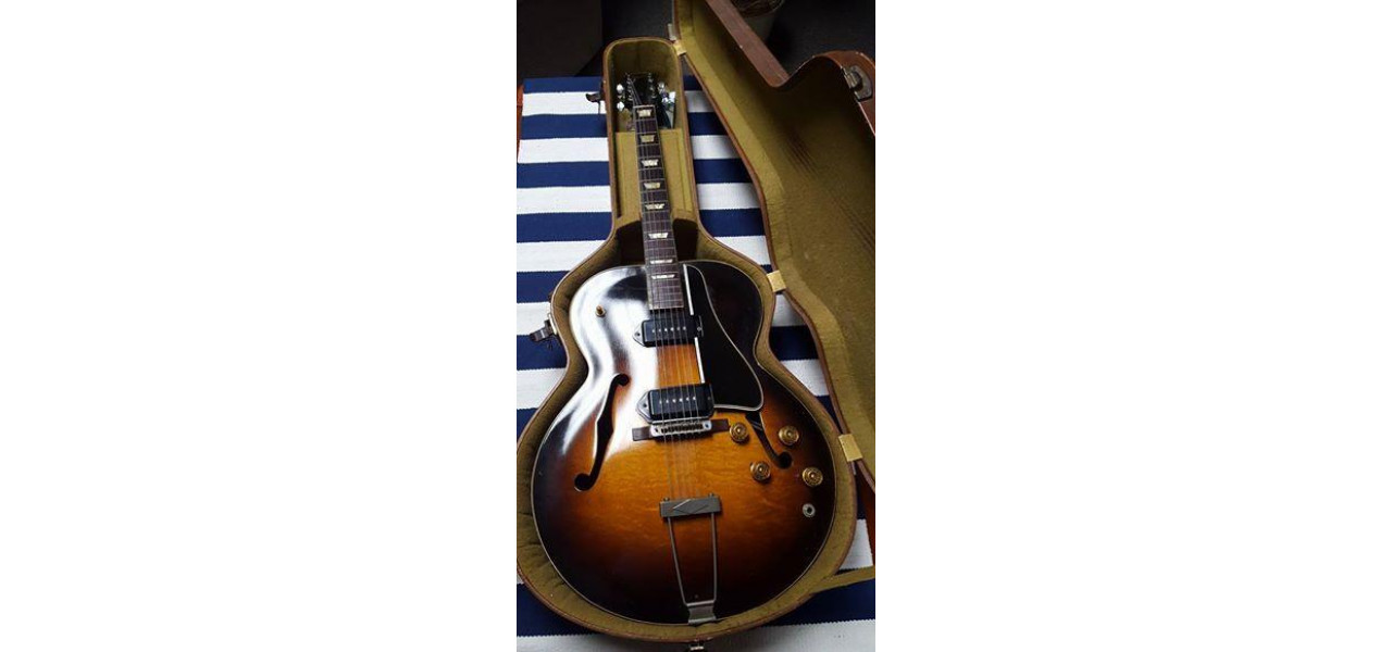 Explorand lumea chitarelor electrice Hollow Body: ton si stil vintage.