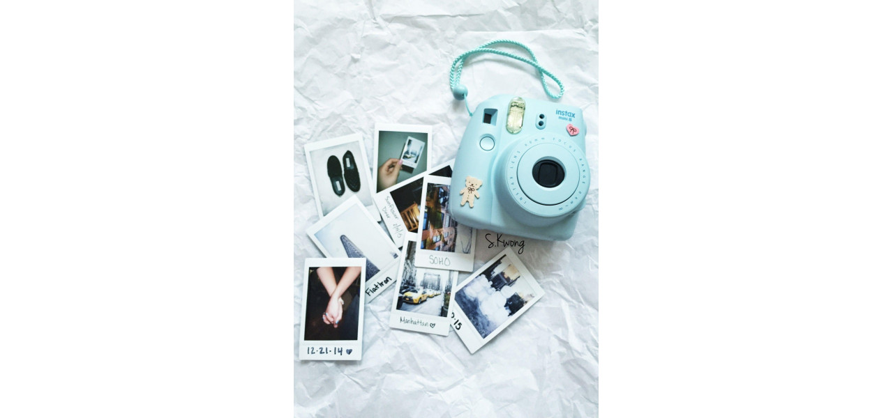 Explorand lumea fotografiei instantanee: accesorii esentiale pentru camerele instantanee.