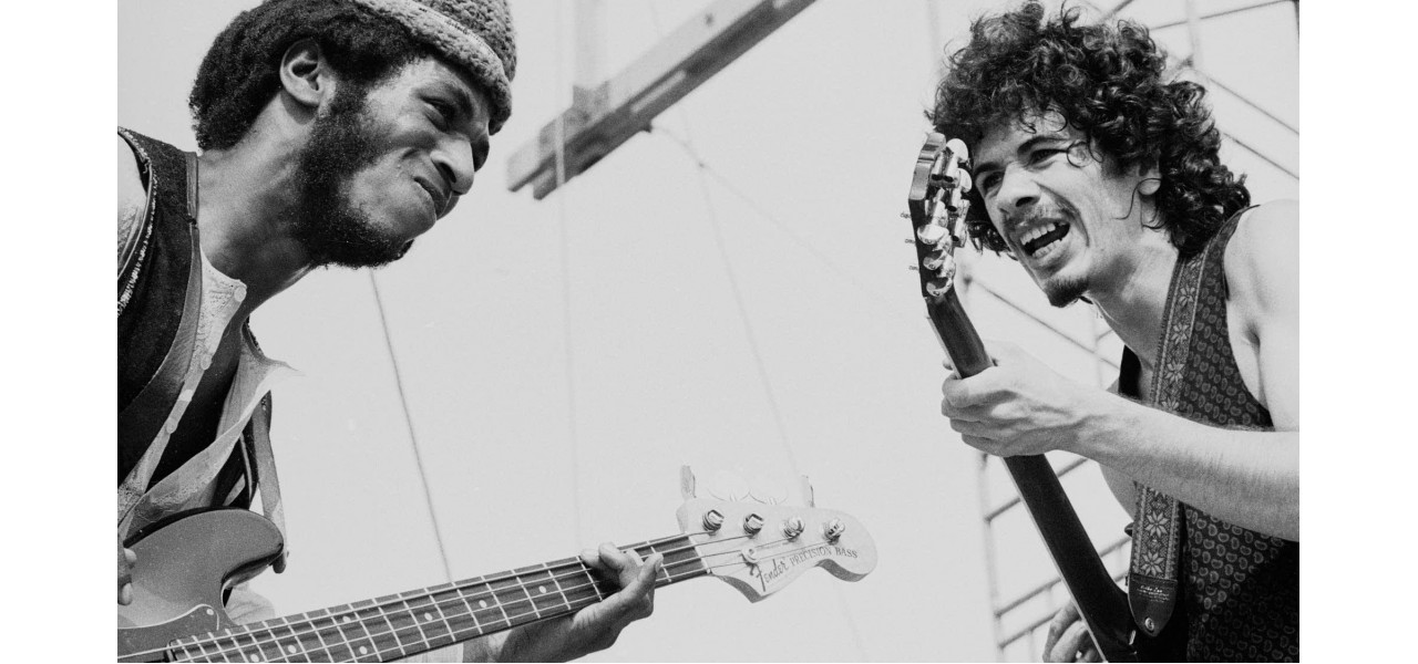 De la Woodstock pana astazi: Impactul cultural al chitarelor electrice.