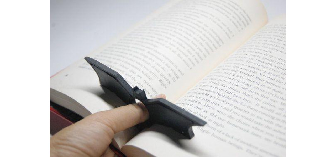 Gadget-uri pentru viermi de carte care imbratiseaza tehnologia in lectura.