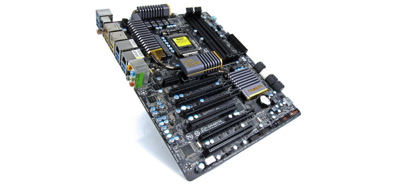 Placi de baza Gigabyte: alegerea suprema pentru constructorii de sisteme.