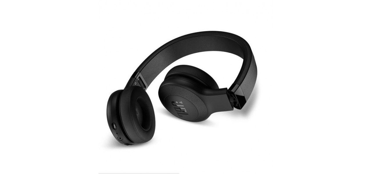 Casti Wireless JBL: Combinand stilul si performanta intr-un singur pachet.
