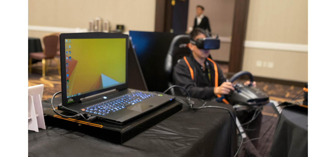 Laptopuri HP pentru realitate virtuala: Intrati intr-o lume cu totul noua a imersiunii.