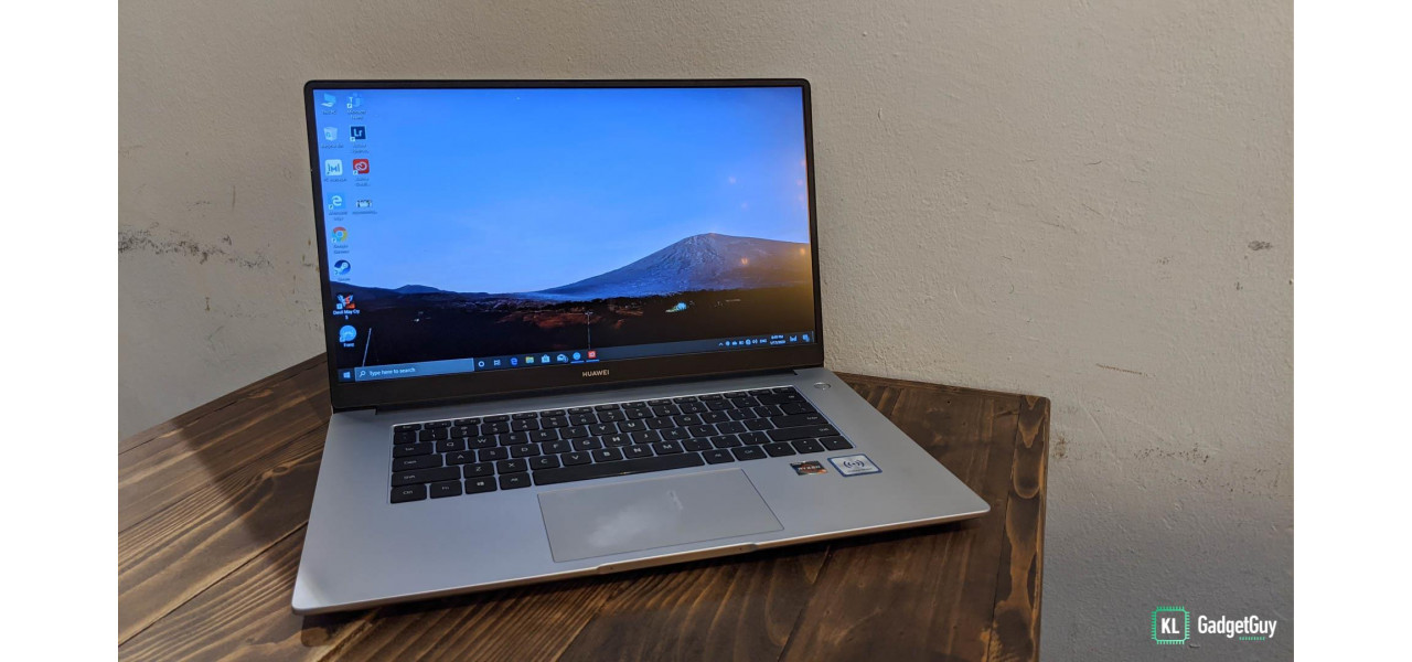 Laptopurile Huawei redefinind experienta de joc cu ecrane ultra-late.