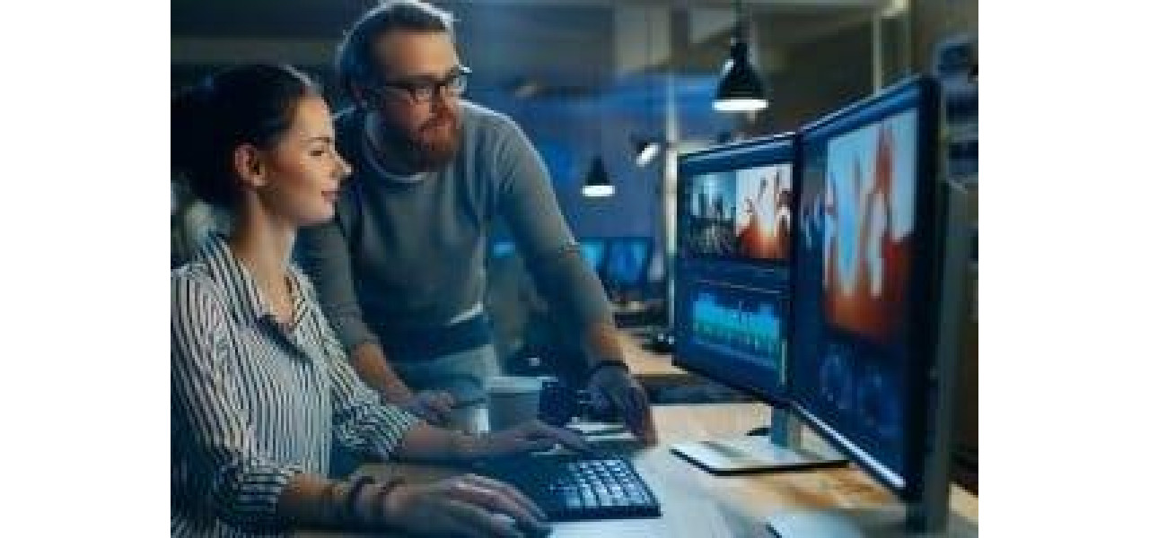 Imbunatatiti-va abilitatile de editare video cu monitoare Fujitsu.