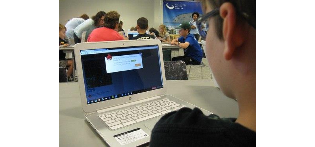 Laptop-uri pentru vorbit in public: amplificati-va vocea pe scena mondiala.