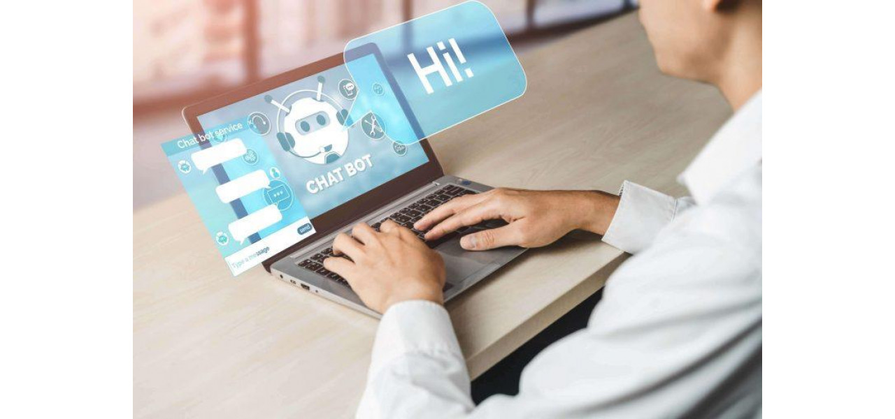 Utilizarea asistentilor virtuali bazati pe inteligenta artificiala in asistenta pentru clienti.