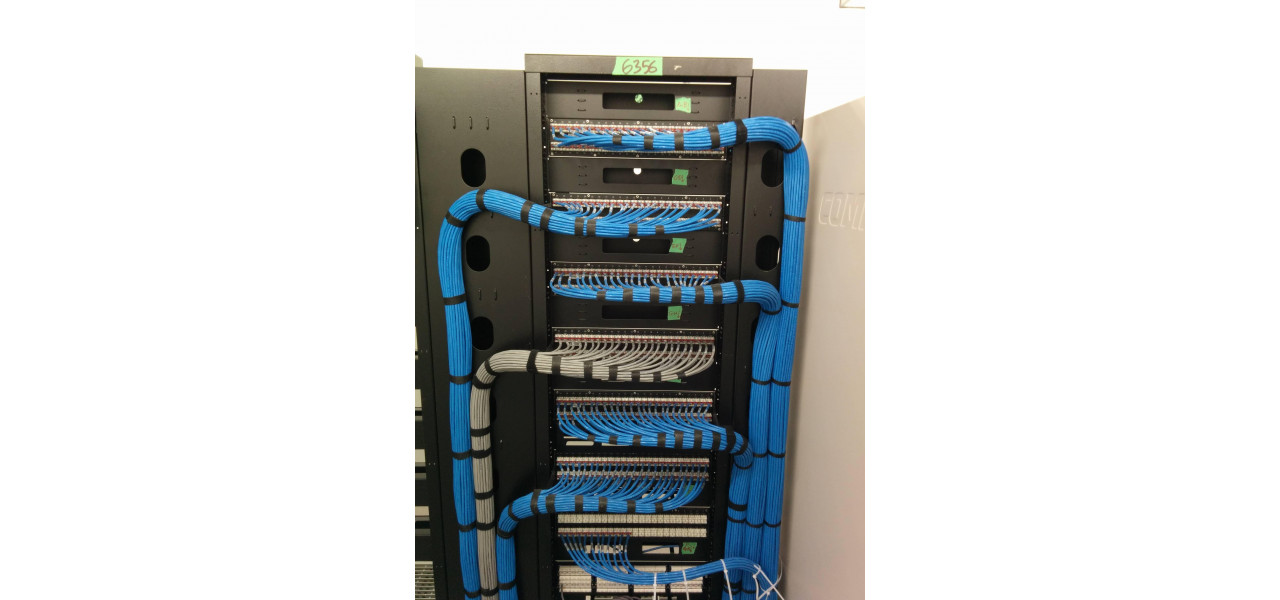 Stapanirea artei managementului retelei cu switch-urile Hama Ethernet.