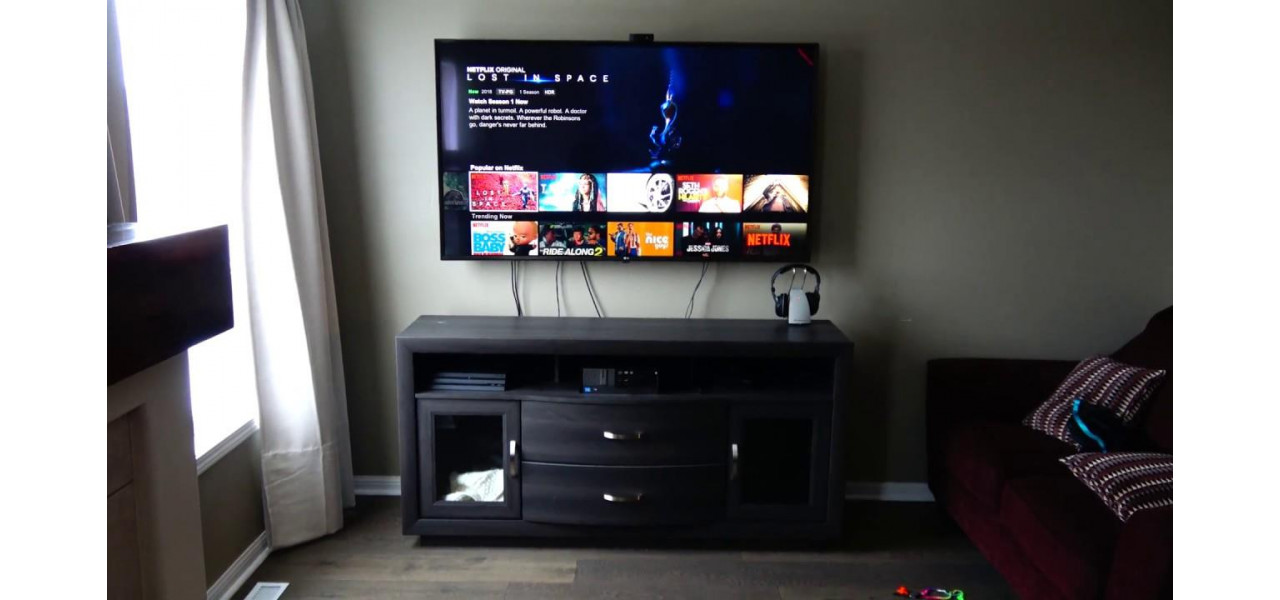 Maximizarea spatiului de perete: montati televizorul dvs. TCL pentru un aspect elegant.