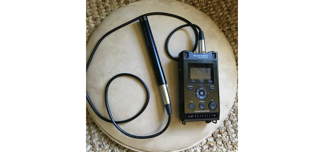 Accesorii obligatorii pentru inregistrare audio imbunatatita.