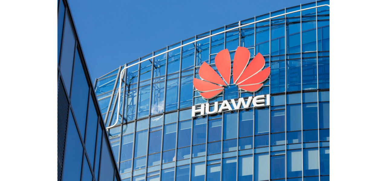 Navigarea provocarilor conectivitatii urbane cu retelele Casti Wireless Huawei.