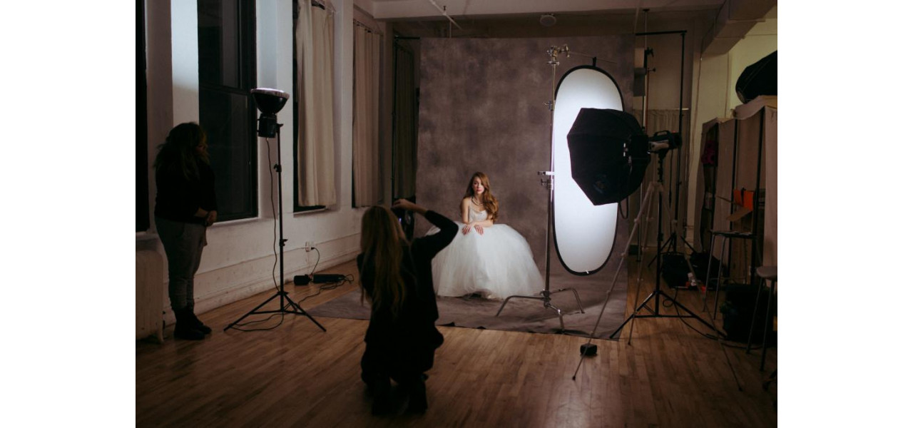 Aparatele foto NIKON si fotografia din culise: arta documentarului.