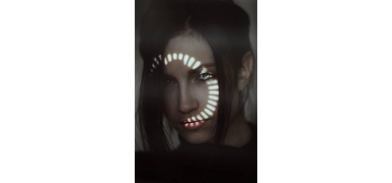 Aparatele foto NIKON si portretele eterice capteaza esenta.