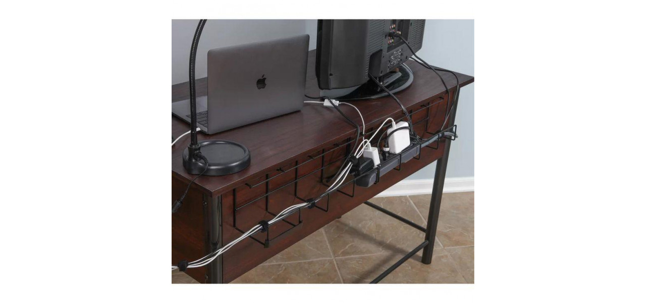 Organizati-va cablurile cu gestionarea cablurilor pentru laptopuri.