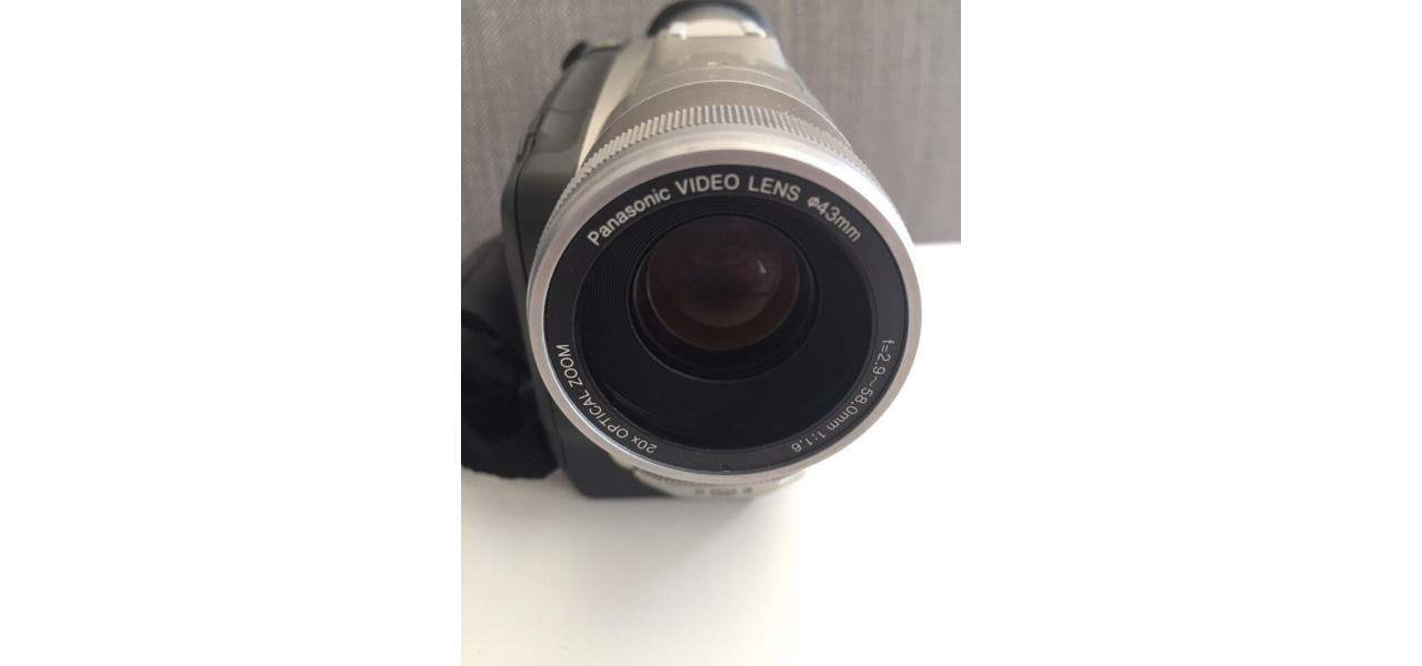 Camere Panasonic: combinatia perfecta pentru videoclipurile cu animale salbatice.