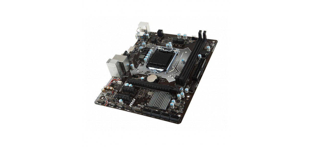 Performanta se intalneste cu estetica Placi de baza MSI cu DDR4 Boost si design Frozr Heatsink.