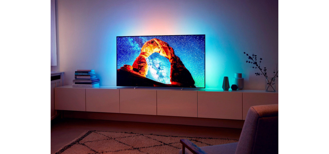 Claritate perfecta a imaginii: Descoperiti stralucirea televizoarelor OLED Philips.