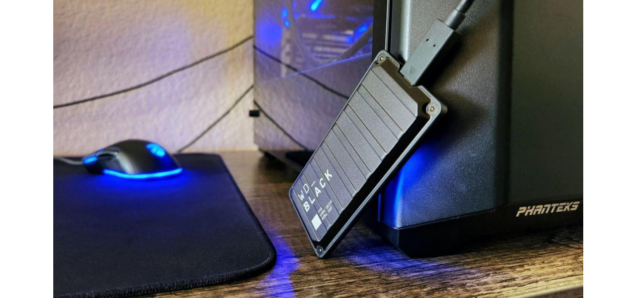 HDD-uri portabile pentru dezvoltatorii de jocuri care stocheaza si testeaza variante de joc.