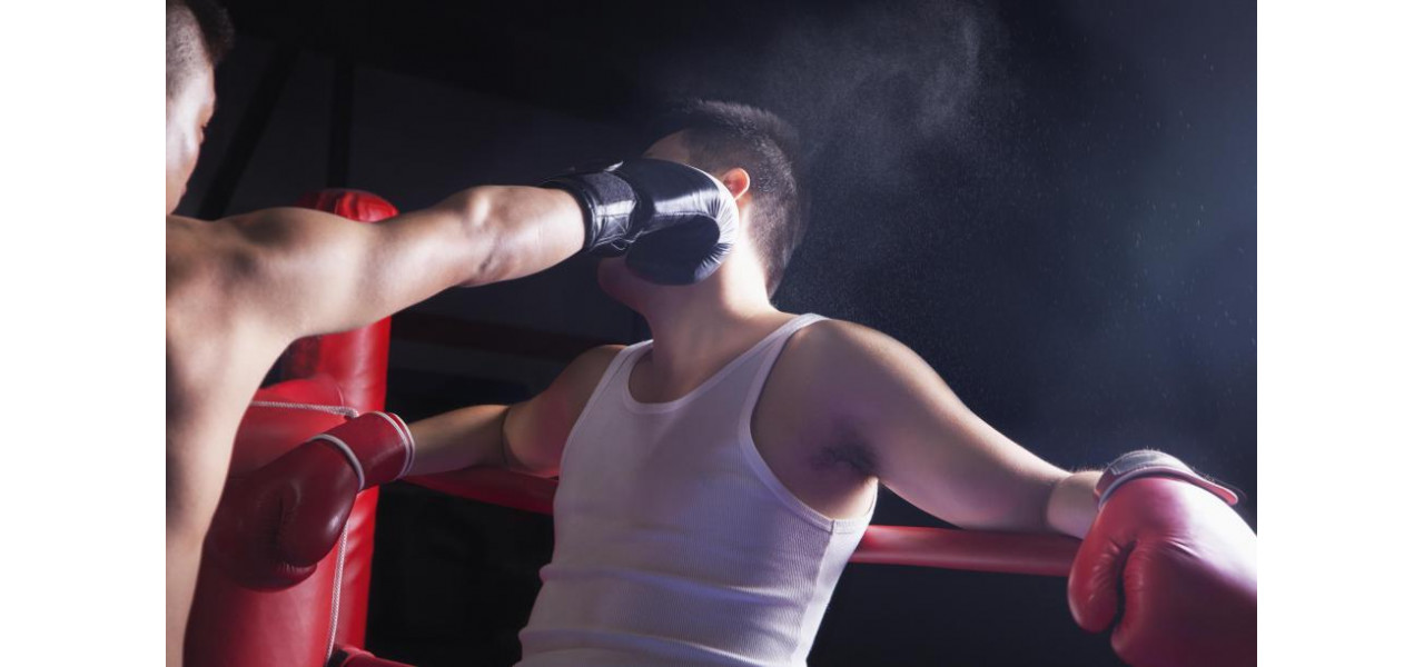 Punch to the Beat: Integrare audio Sony Bluetooth Boxing Glove.