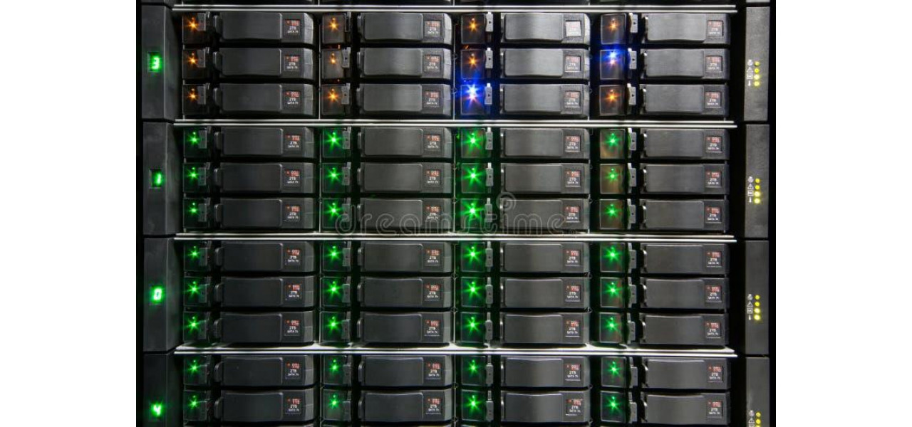 Solutii Rack Hard-Disk pentru platforme de jocuri in cloud.