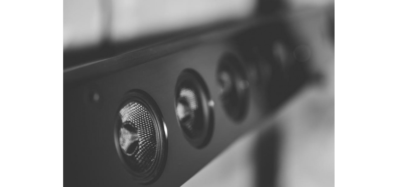 Spune la revedere intarzierilor enervante: bare de sunet cu latenta scazuta Bluetooth.