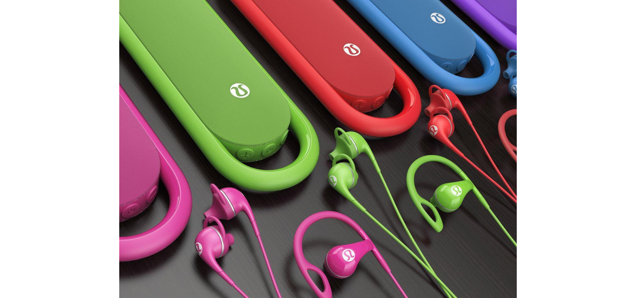 Ramaneti elegant si functional cu aceste accesorii audio la moda.