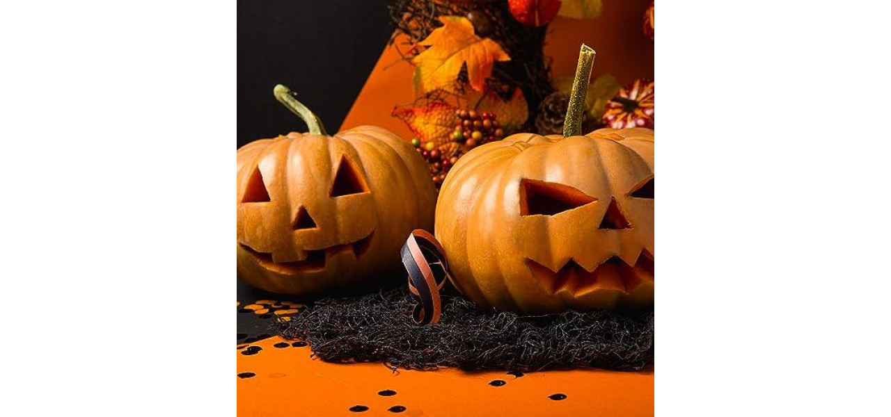 Subwooferele si casele bantuite de Halloween sperie vizitatorii cu efecte sonore uimitoare.