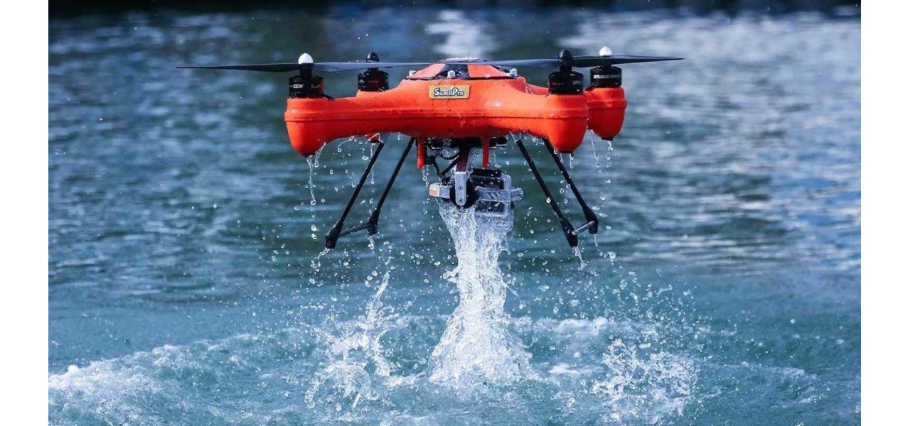 Du-ti drona la ocean cu plutitoare rezistente la apa si accesorii de drifting.