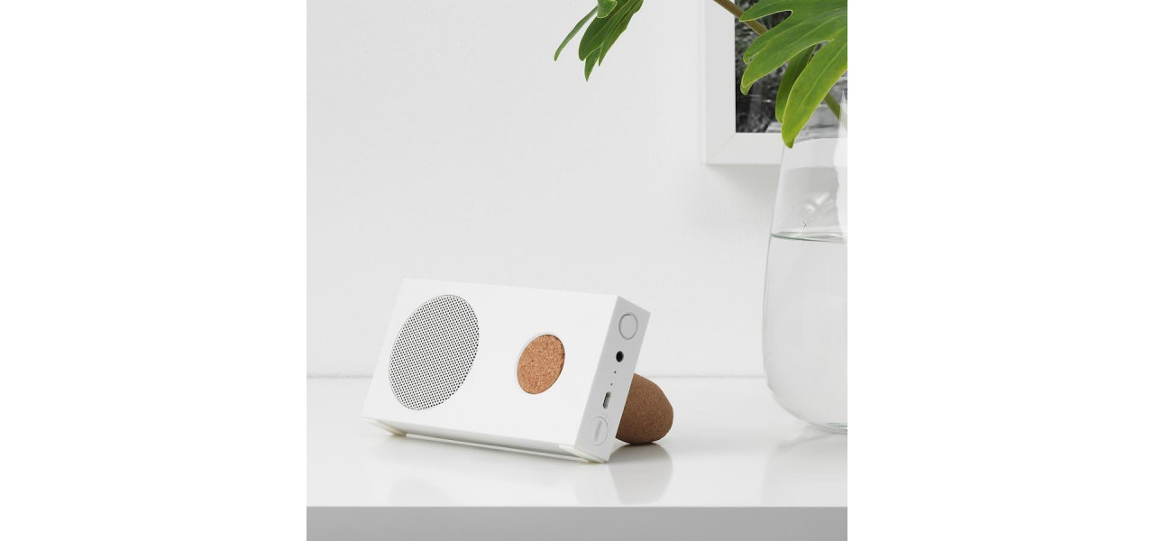 Du-ti muzica oriunde cu difuzoarele Bluetooth portabile Ikea.