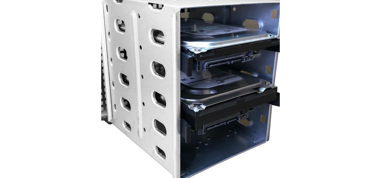 Avantajele stocarii pe niveluri in medii Rack Hard-Disk.