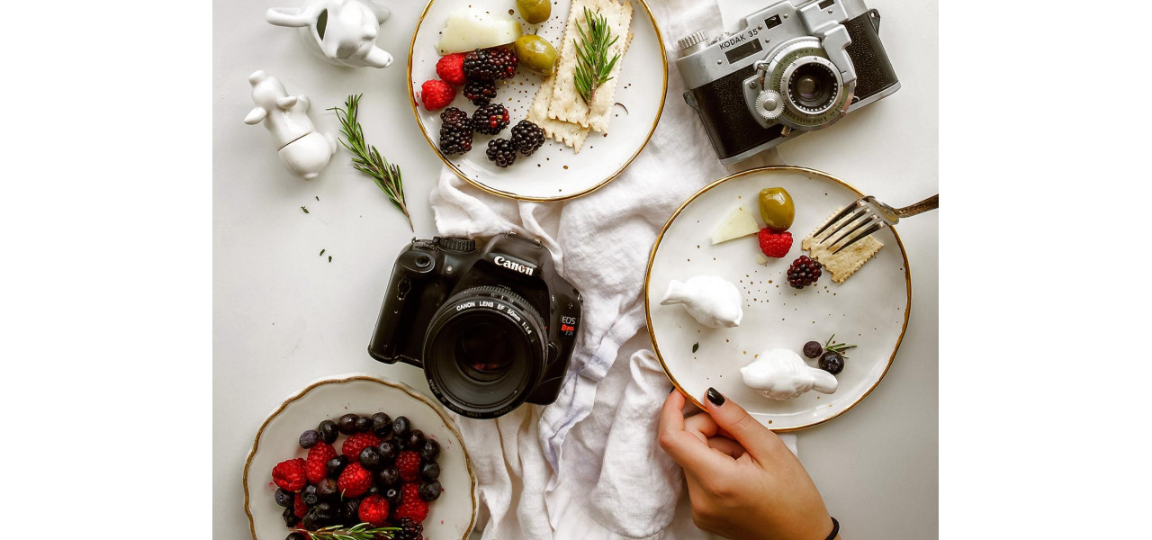 Arta fotografiei cu alimente: tehnici Canon pentru aparate foto.