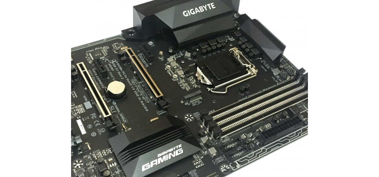 Arta jocurilor: placi de baza Gigabyte adaptate pentru jucatori.