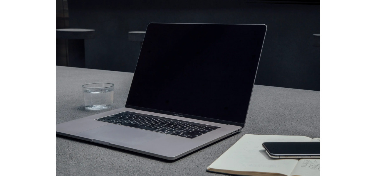 Frumusetea simplitatii: laptopurile HP concepute pentru minimalisti.