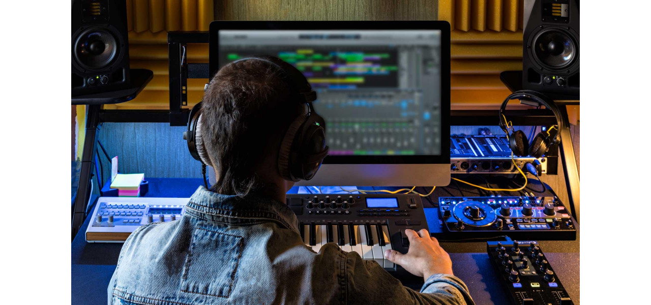 Beneficiile SSD-urilor in productia muzicala si editarea audio.