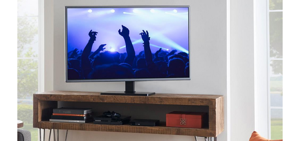 Beneficiile suporturilor pivotante pe televizoare: reglarea unghiurilor de vizualizare pentru confort.