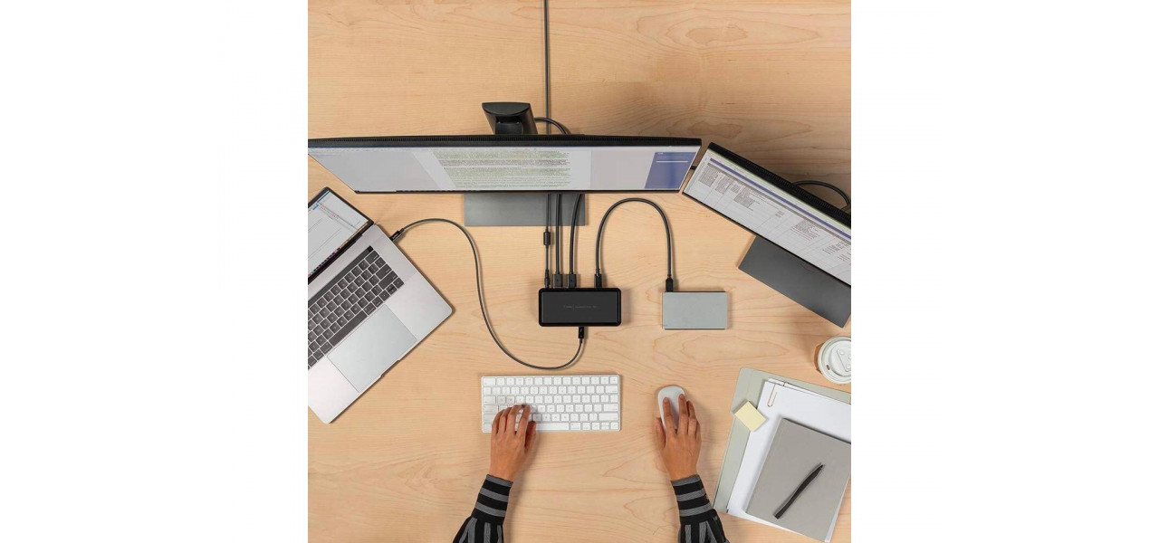 Beneficiile utilizarii unei statii de andocare pentru laptop pentru munca.