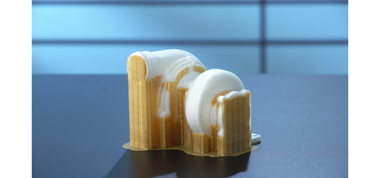 Beneficiile utilizarii materialelor suport solubile in apa in imprimarea 3D.